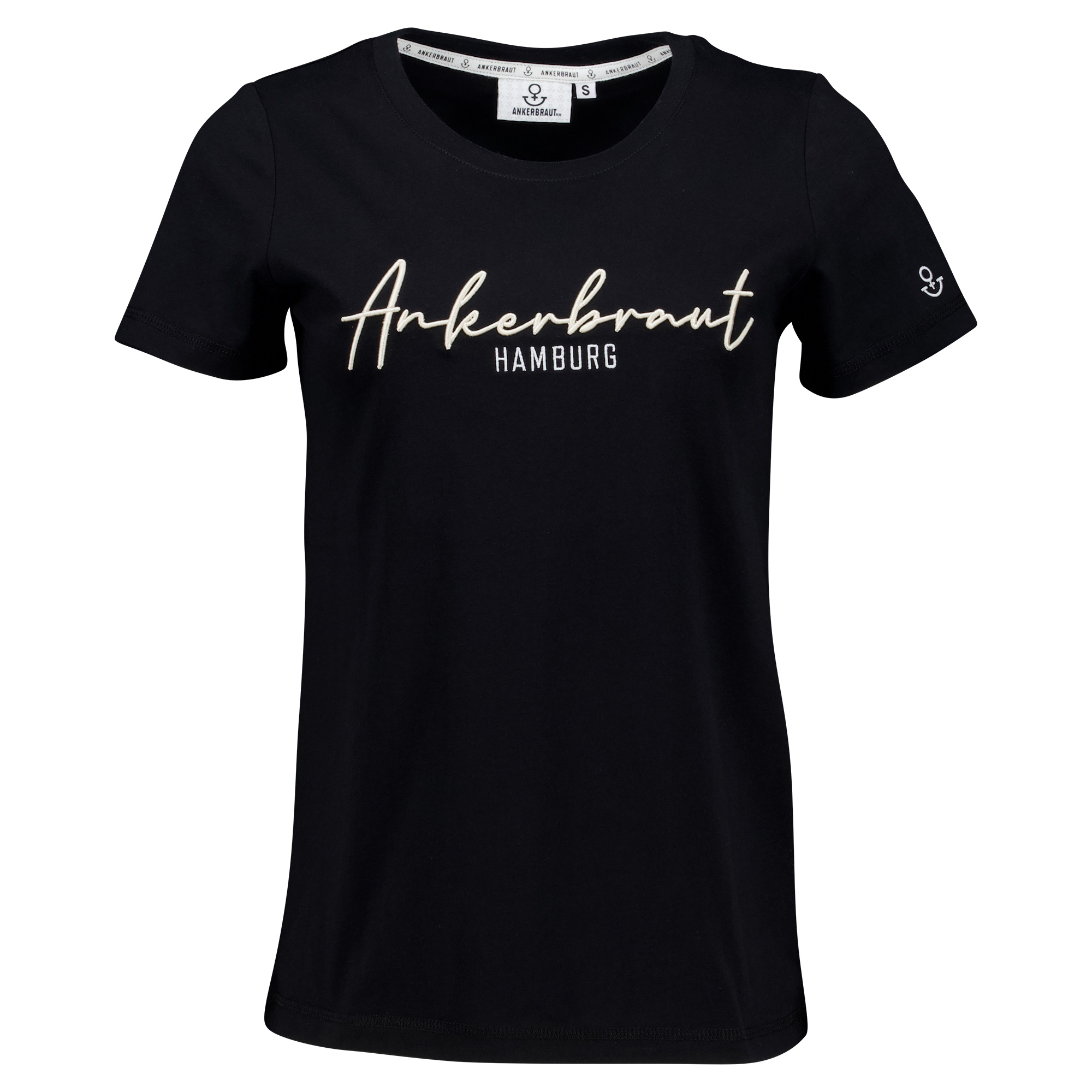Weibliches Model mit ANKERBRAUT T-Shirt in Schwarz