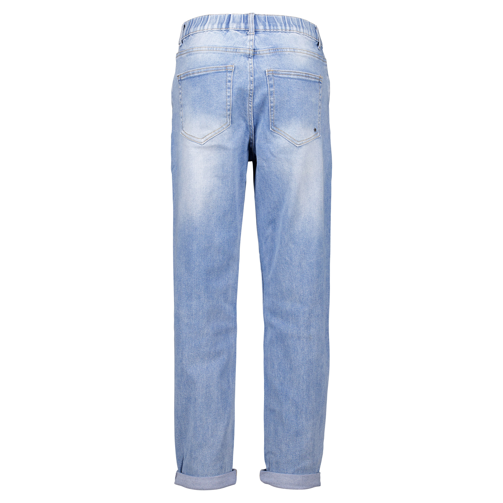 Weibliches Model mit CAMPS BAY Jeans in Light Blue
