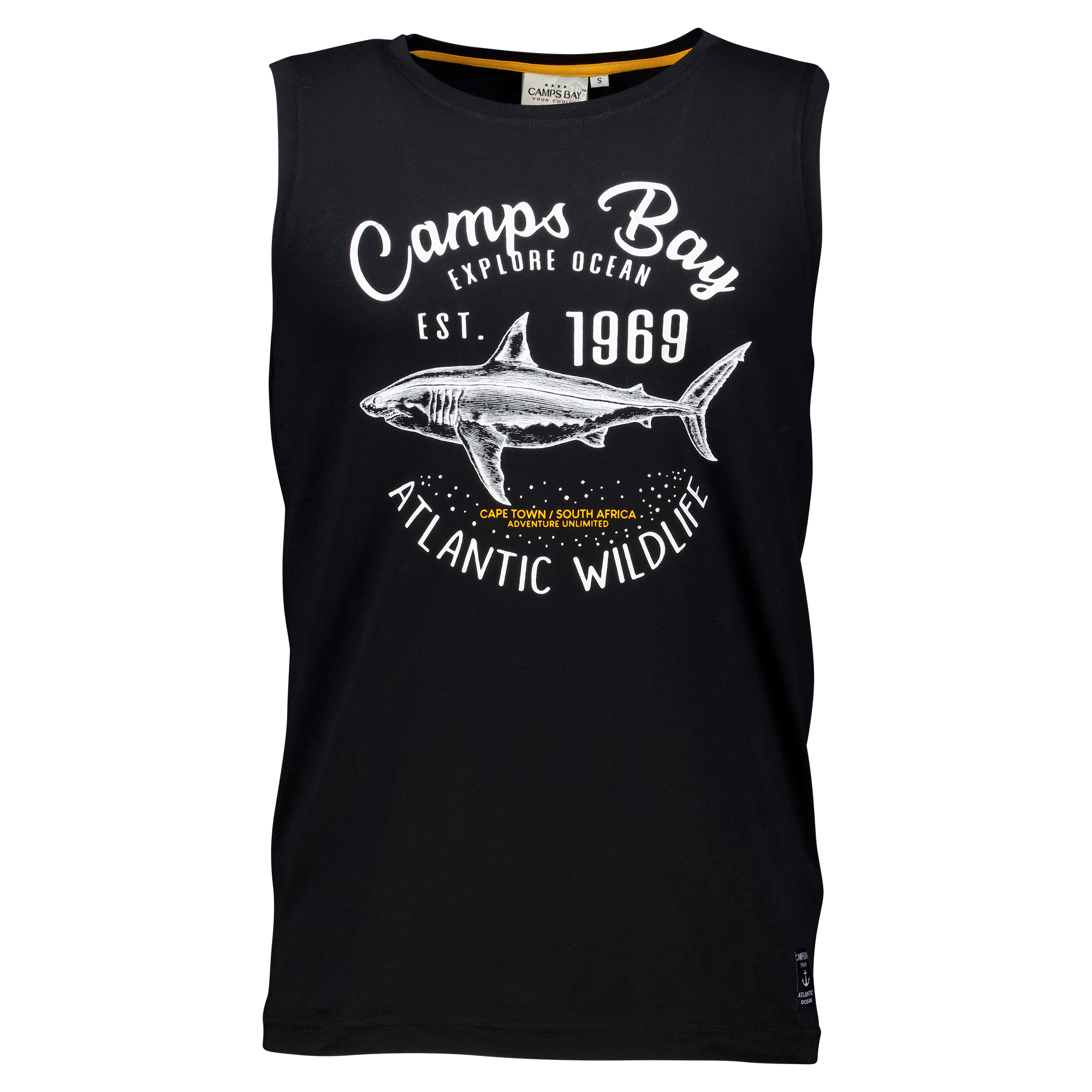 Männliches Model mit CAMPS BAY Tanktop 