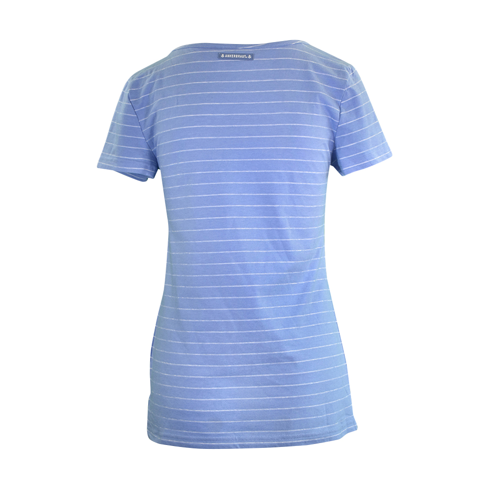 Weibliches Model mit ANKERBRAUT T-Shirt in Lavender Lustre