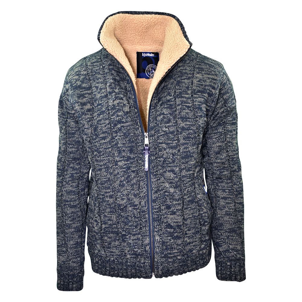 Männliches Model mit Björkvin Outdoor-Strickjacke 