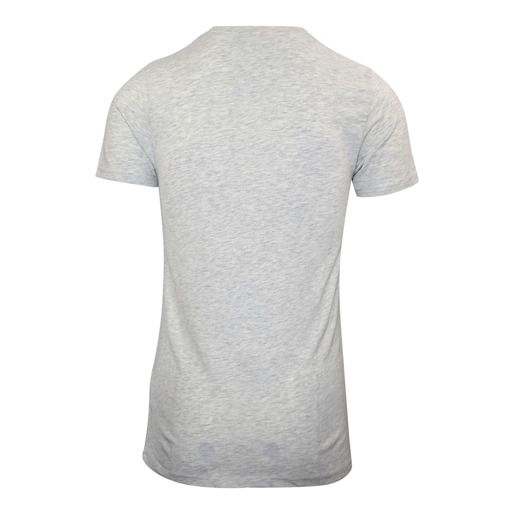 Männliches Model mit Björkvin T-Shirt in Silver Melange