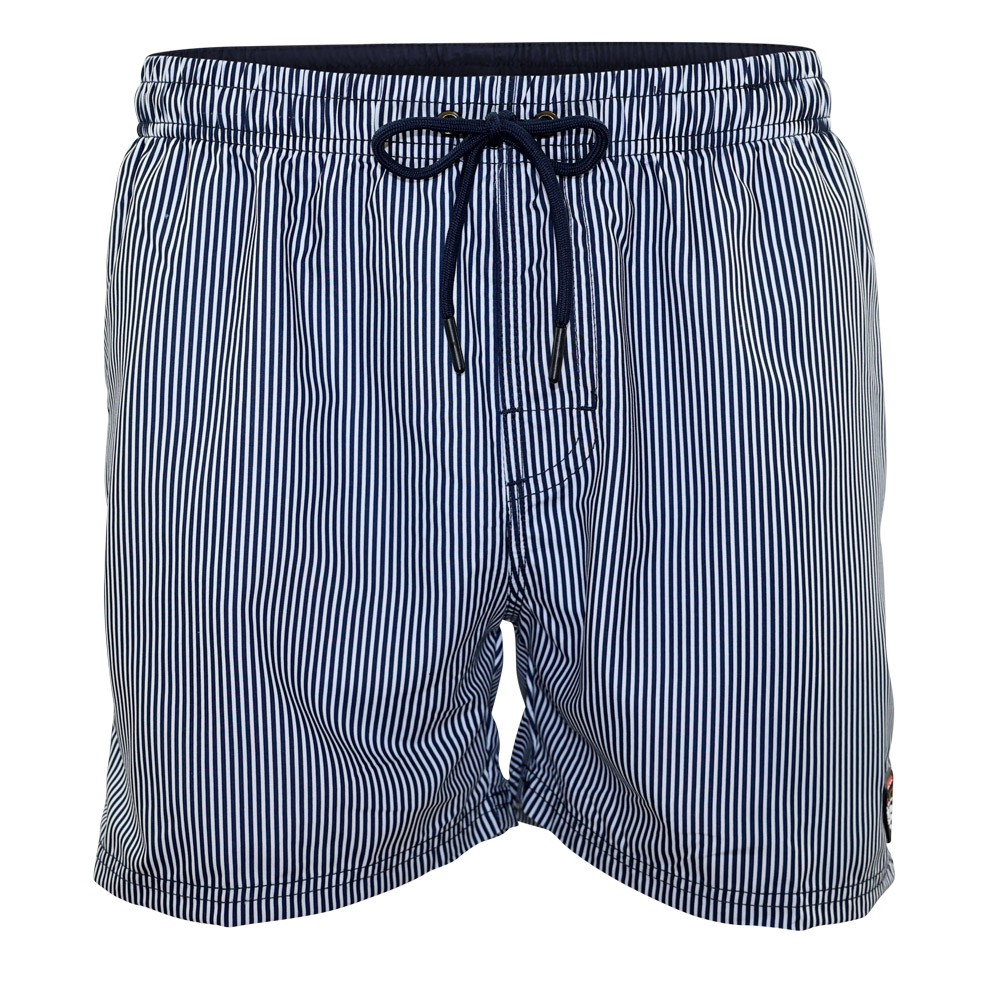 Männliches Model mit CAMPS BAY Badeshorts 