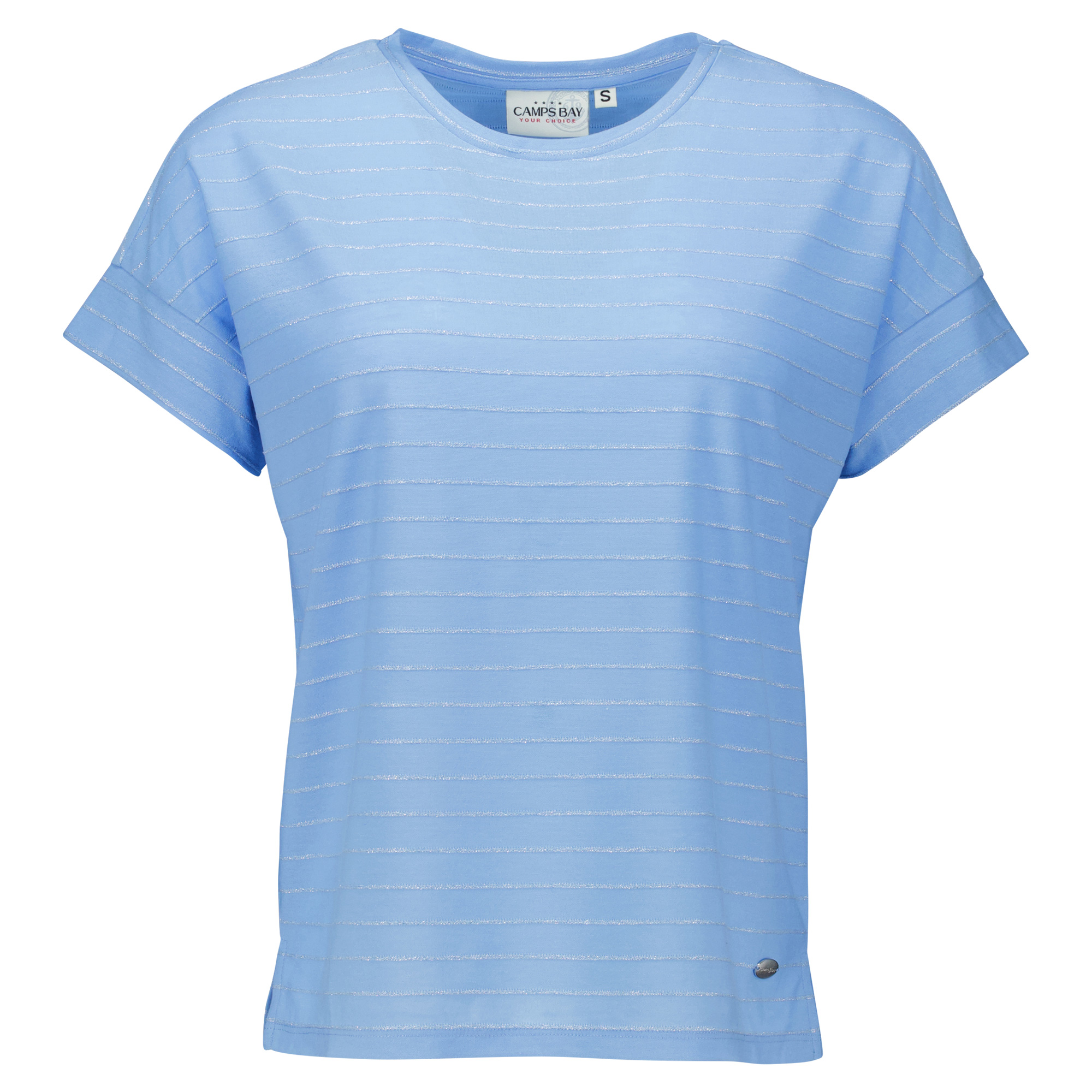Weibliches Model mit CAMPS BAY T-Shirt in Pearl Blue