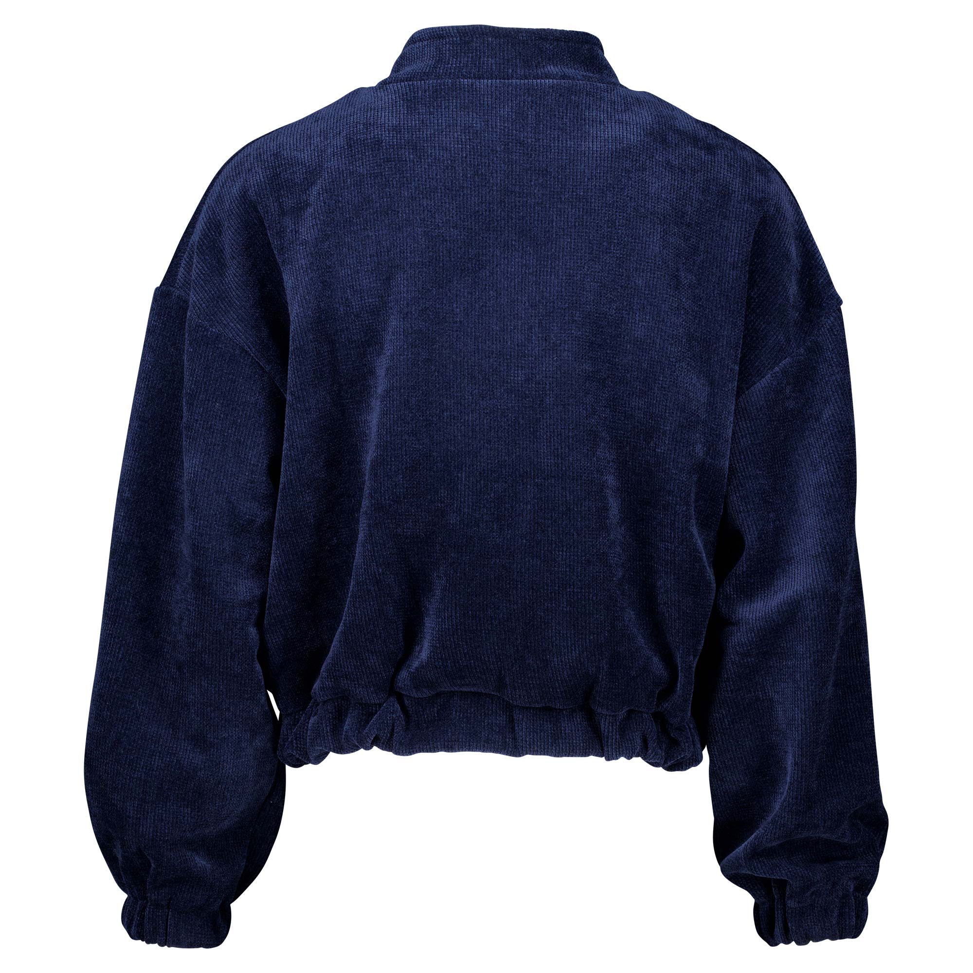 Weibliches Model mit Küstenzauber Jacke in Blue