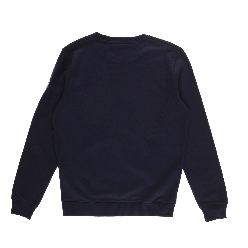 Männliches Model mit CAMPS BAY Hoodie in Night Sky
