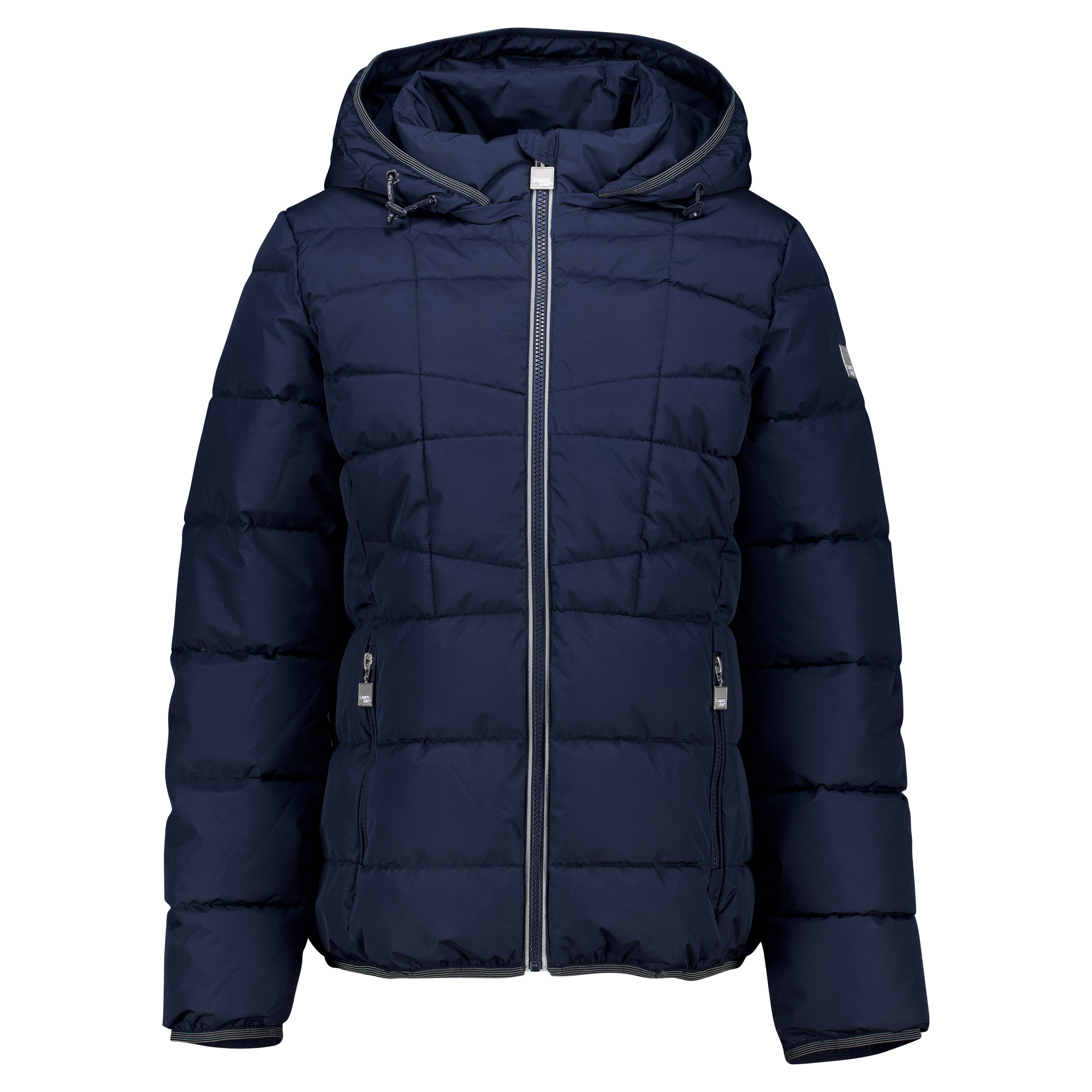 Weibliches Model mit CAMPS BAY Jacke in Dark Sapphire