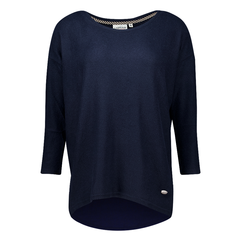 Weibliches Model mit CAMPS BAY Shirt in Navy Marl