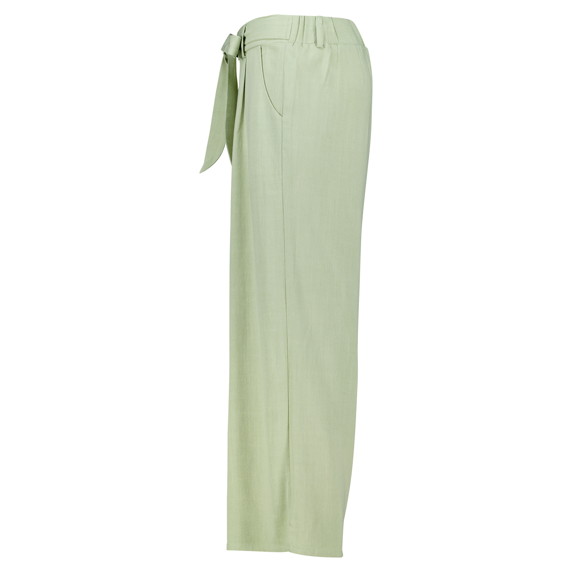 Weibliches Model mit CAMPS BAY Hose in Light-Khaki