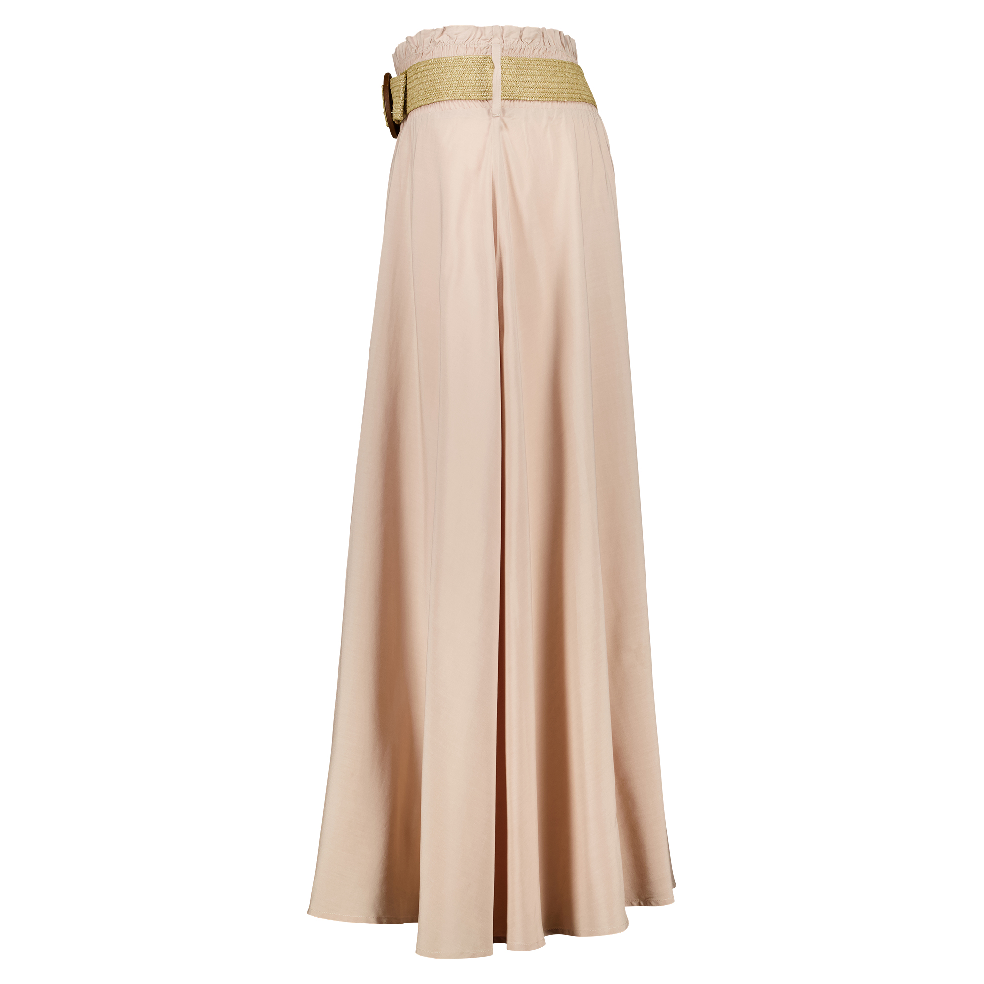 Weibliches Model mit Rock Your Day Rock in Beige