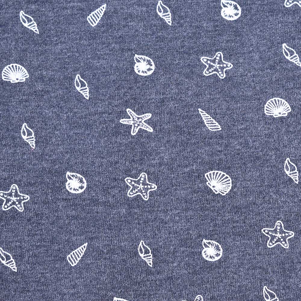 Weibliches Model mit CAMPS BAY Jerseykleid in Night Sky Melange
