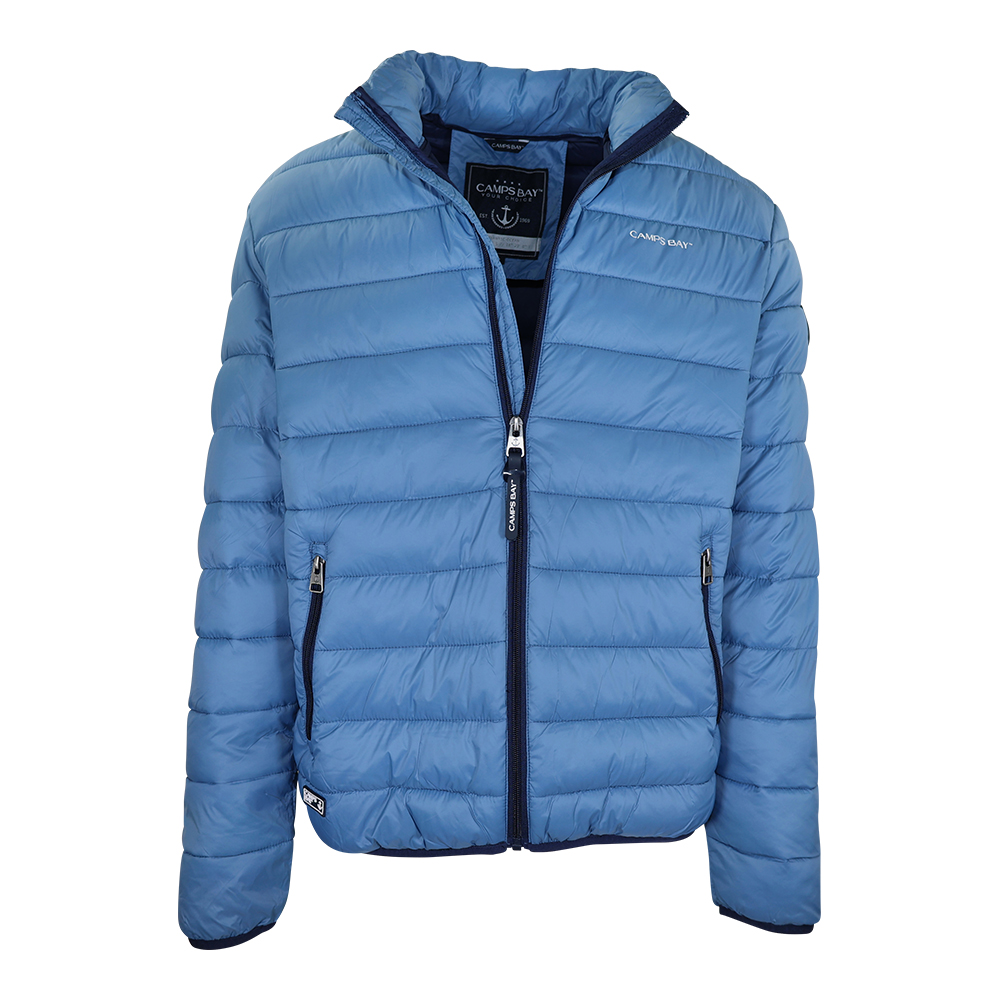 Männliches Model mit CAMPS BAY Stepp-Jacke in Stellar