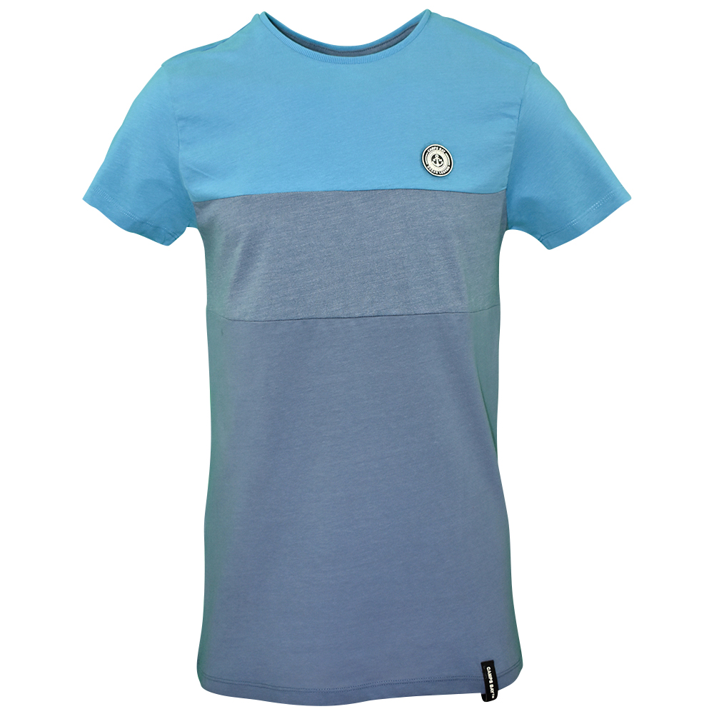 Männliches Model mit CAMPS BAY T-Shirt in Streifen China Blue