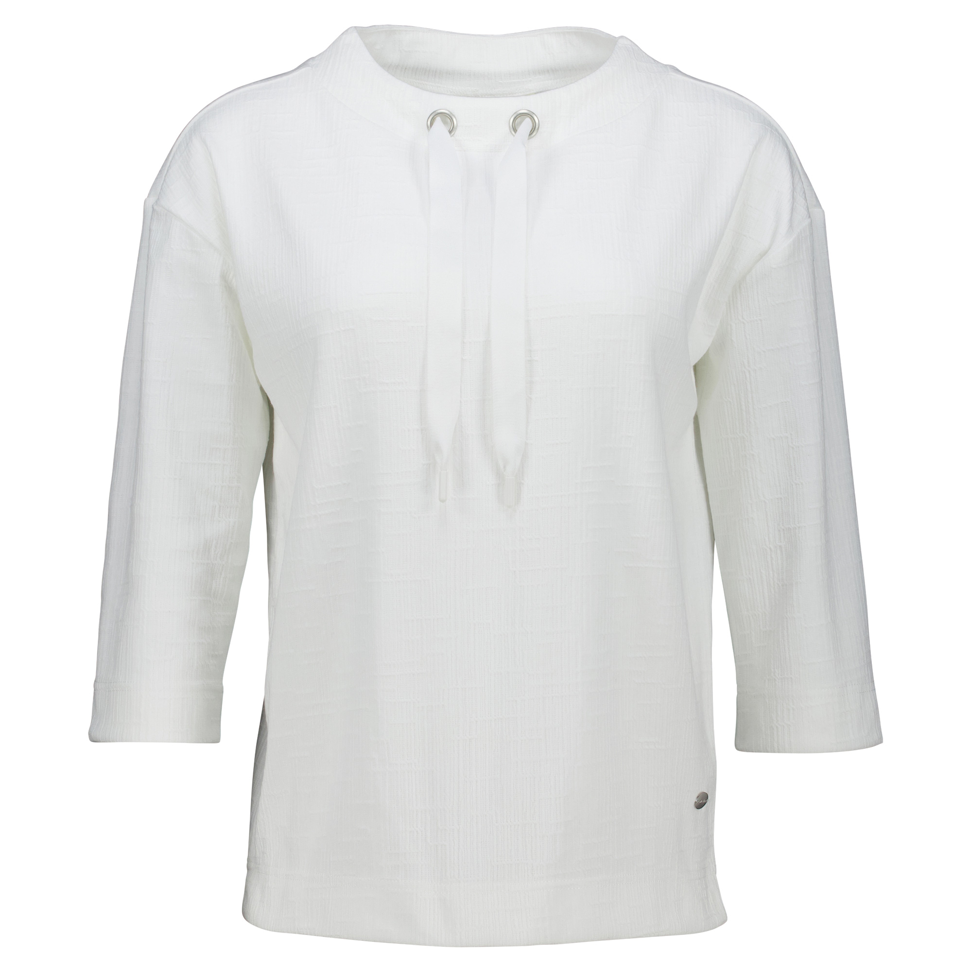Weibliches Model mit CAMPS BAY Shirt in Offwhite