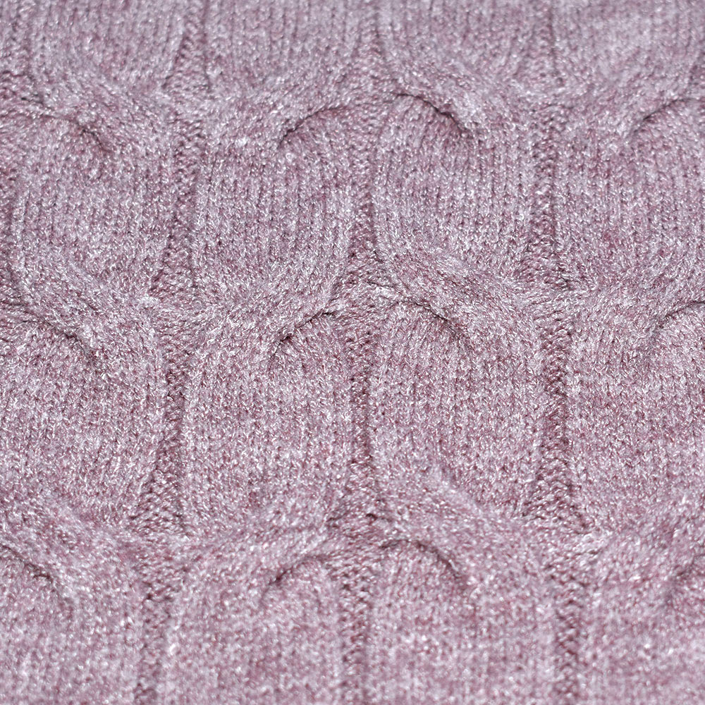 Weibliches Model mit CAMPS BAY Strickjacke in Old Rosé Melange