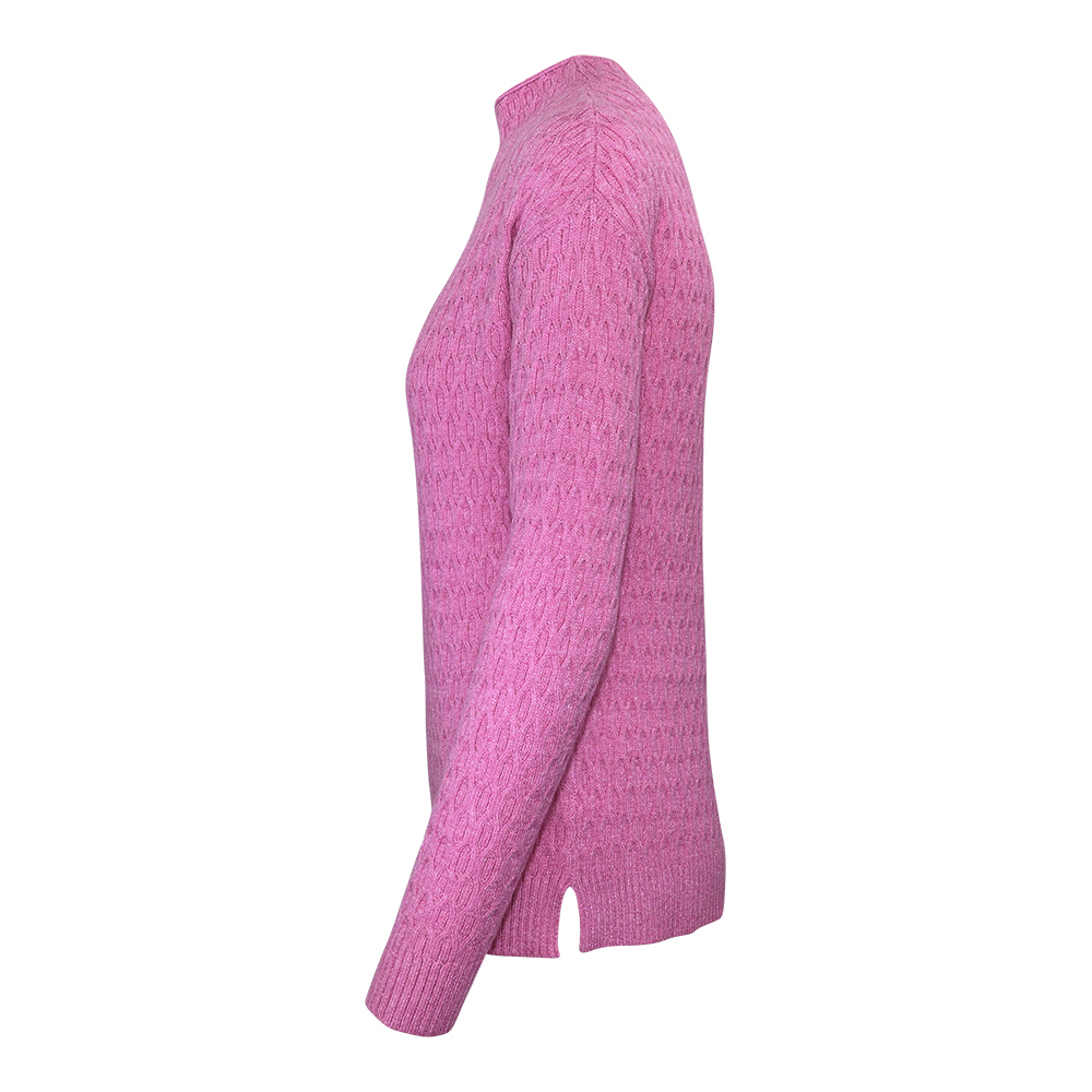 Weibliches Model mit CAMPS BAY Strickpullover in Cyclamen Melange