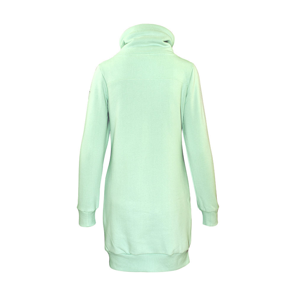 Weibliches Model mit CAMPS BAY Sweatkleid in Harbour Grey