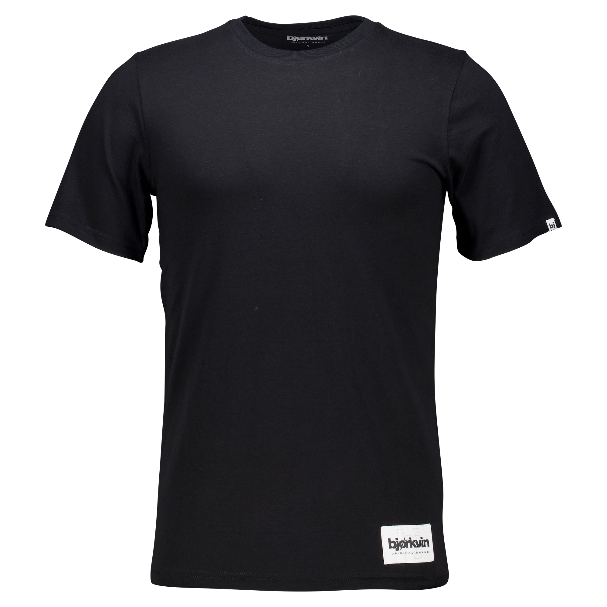 Männliches Model mit Björkin T-Shirt in Schwarz