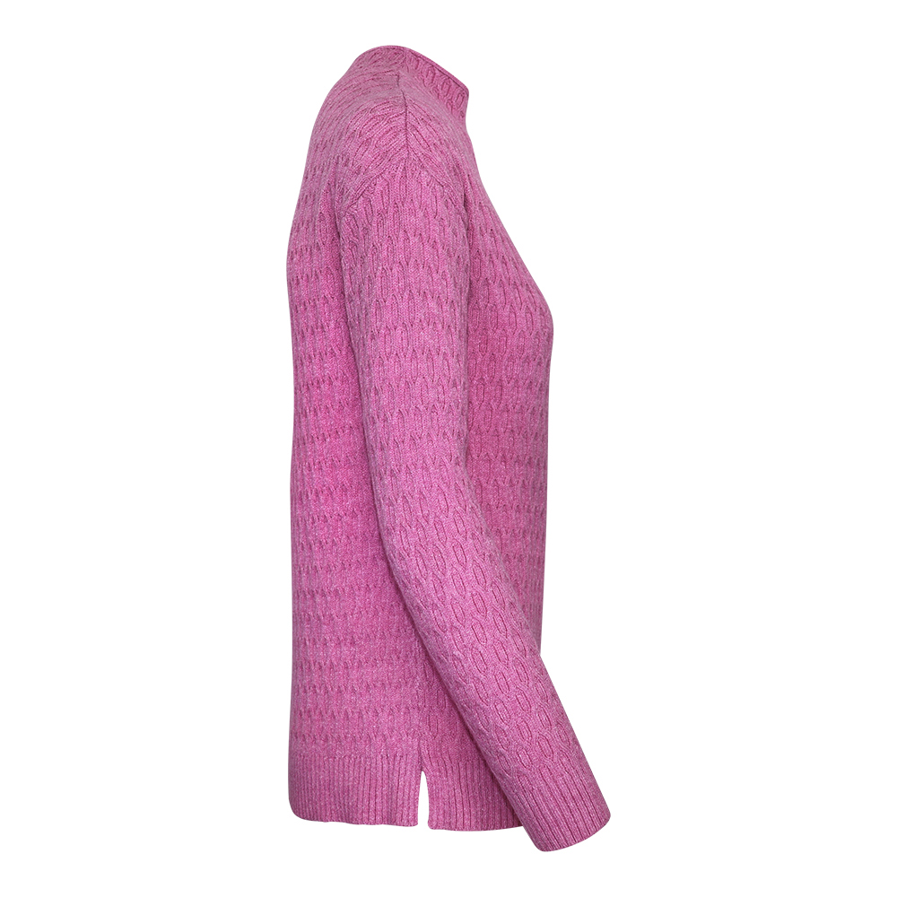 Weibliches Model mit CAMPS BAY Strickpullover in Cyclamen Melange