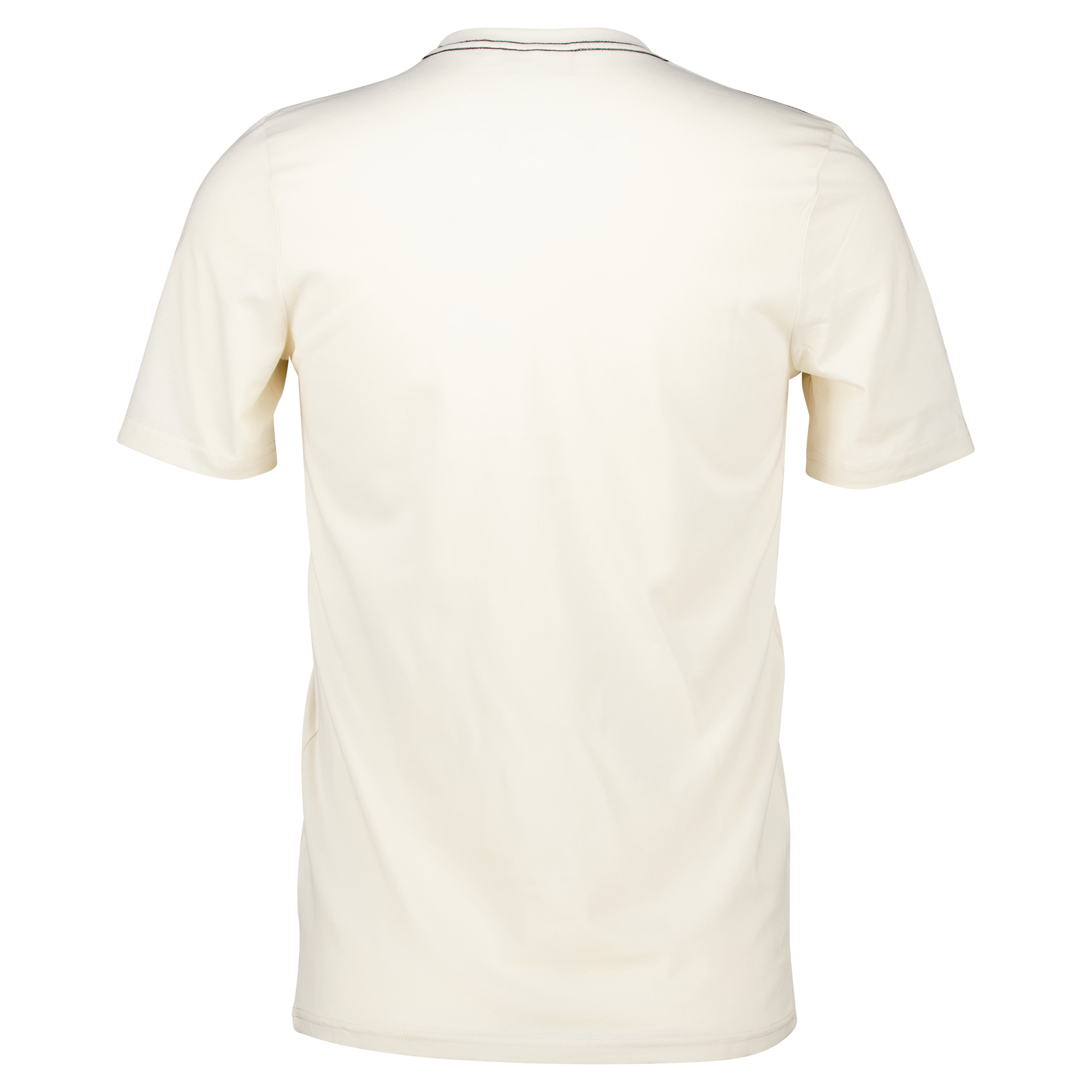 Männliches Model mit CAMPS BAY T-Shirt in Birch
