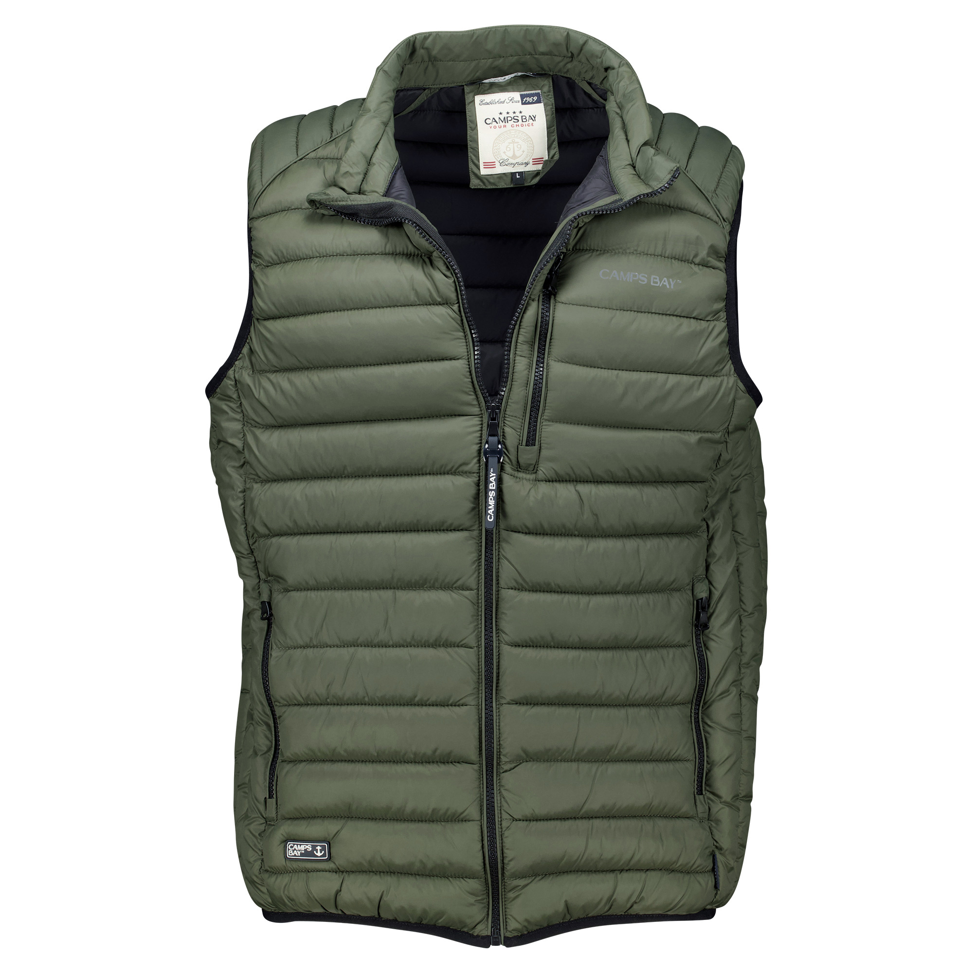 Männliches Model mit CAMPS BAY Weste in Bottle