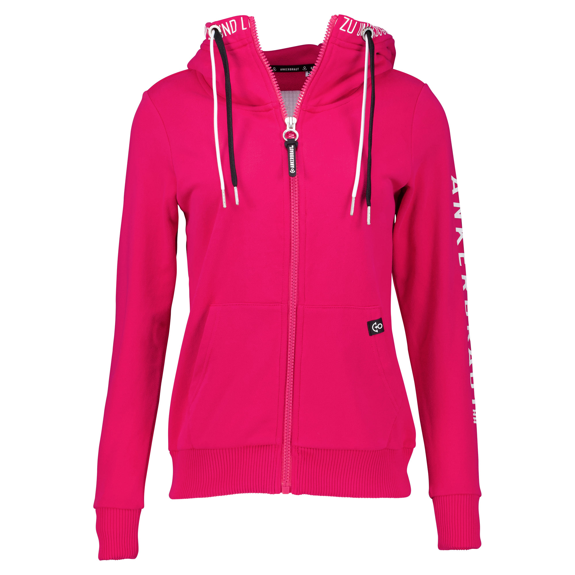Weibliches Model mit Ankerbraut  Sweatjacke in Bright Rose