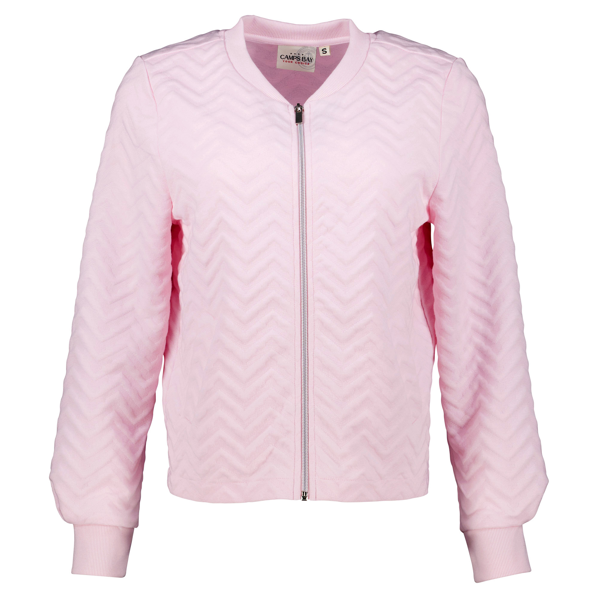 Weibliches Model mit CAMPS BAY Sweatjacke in Rose