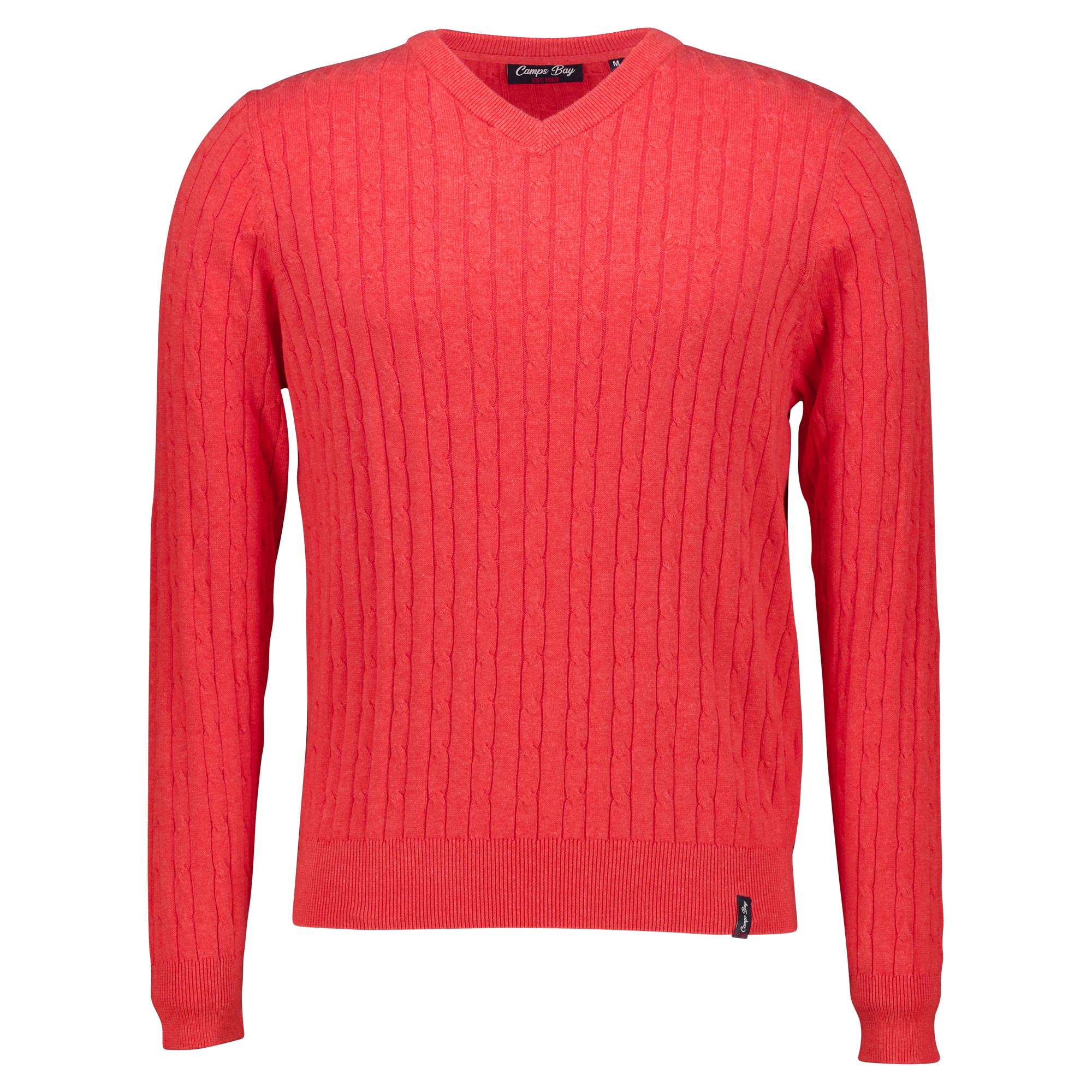 Männliches Model mit CAMPS BAY Strickpullover in Red