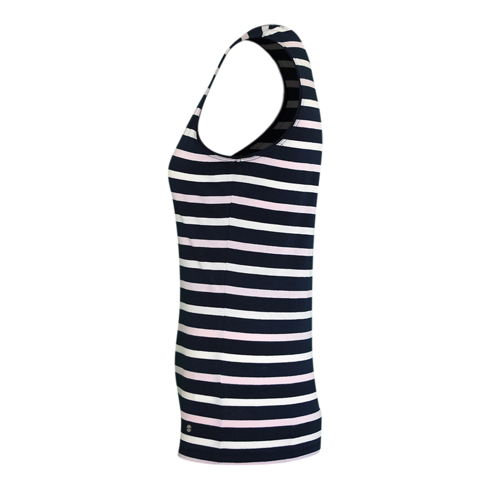 Weibliches Model mit CAMPS BAY Top in Night Sky-Cradle Pink