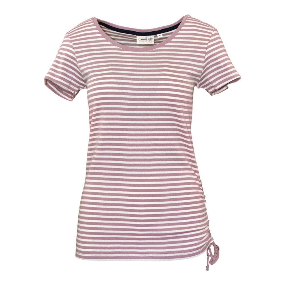 Weibliches Model mit CAMPS BAY T-Shirt in Oldrose