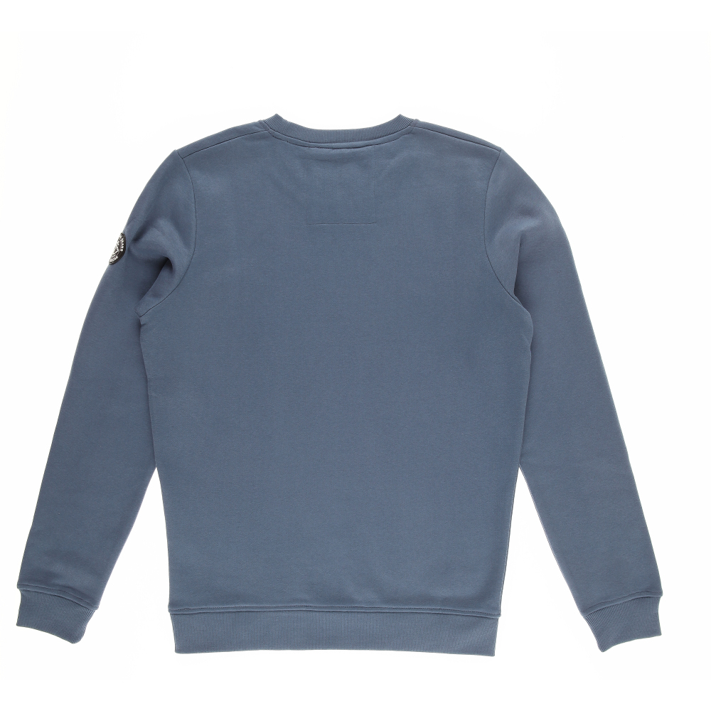 Männliches Model mit CAMPS BAY Hoodie in China Blue
