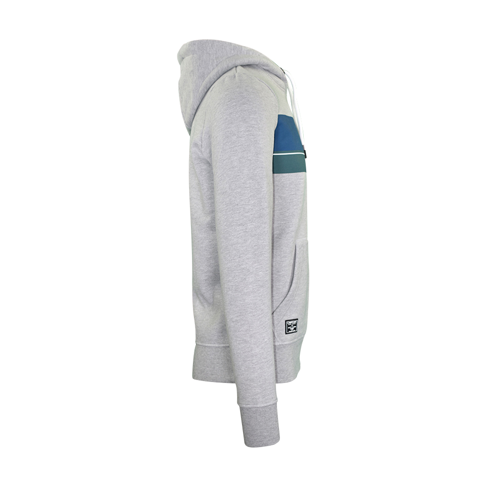 Männliches Model mit CAMPS BAY Hoodie in Silver Melange