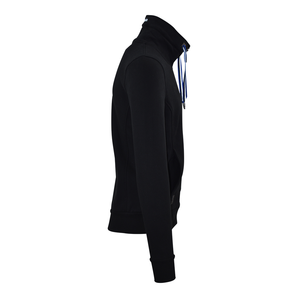 Männliches Model mit Björkvin Sweatjacke in Schwarz
