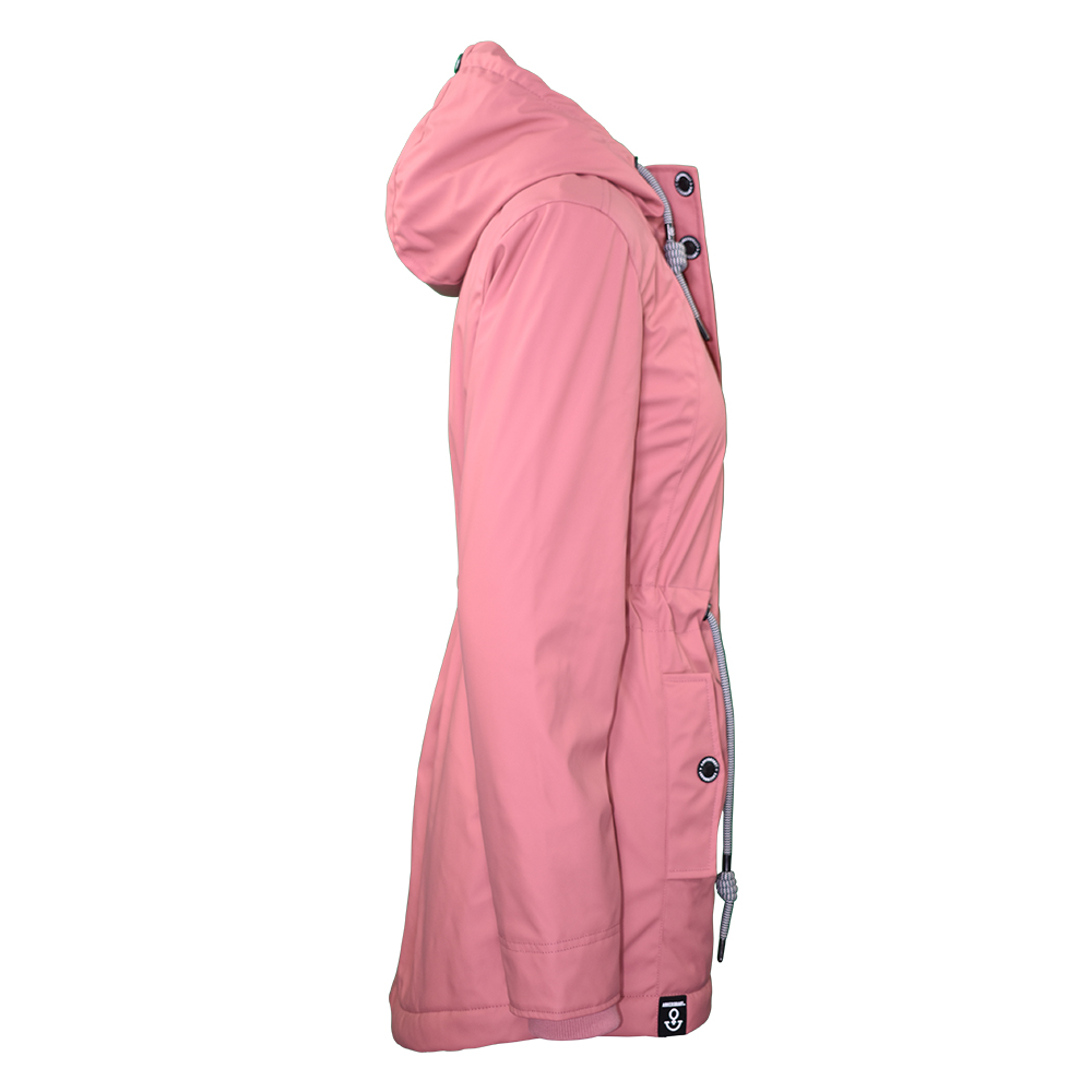 Weibliches Model mit ANKERBRAUT Wetterjacke in Dusty Rose