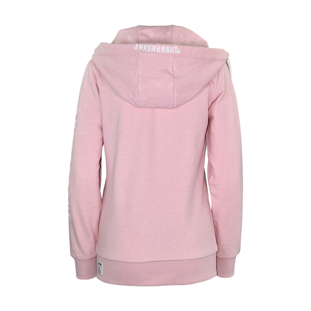 Weibliches Model mit ANKERBRAUT Sweatjacke in Rosa Melange