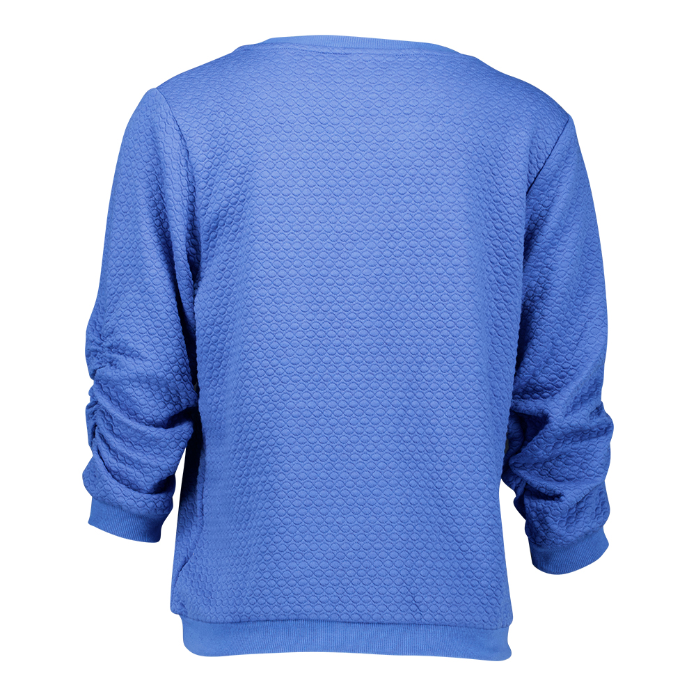 Weibliches Model mit CAMPS BAY Shirt in Blue