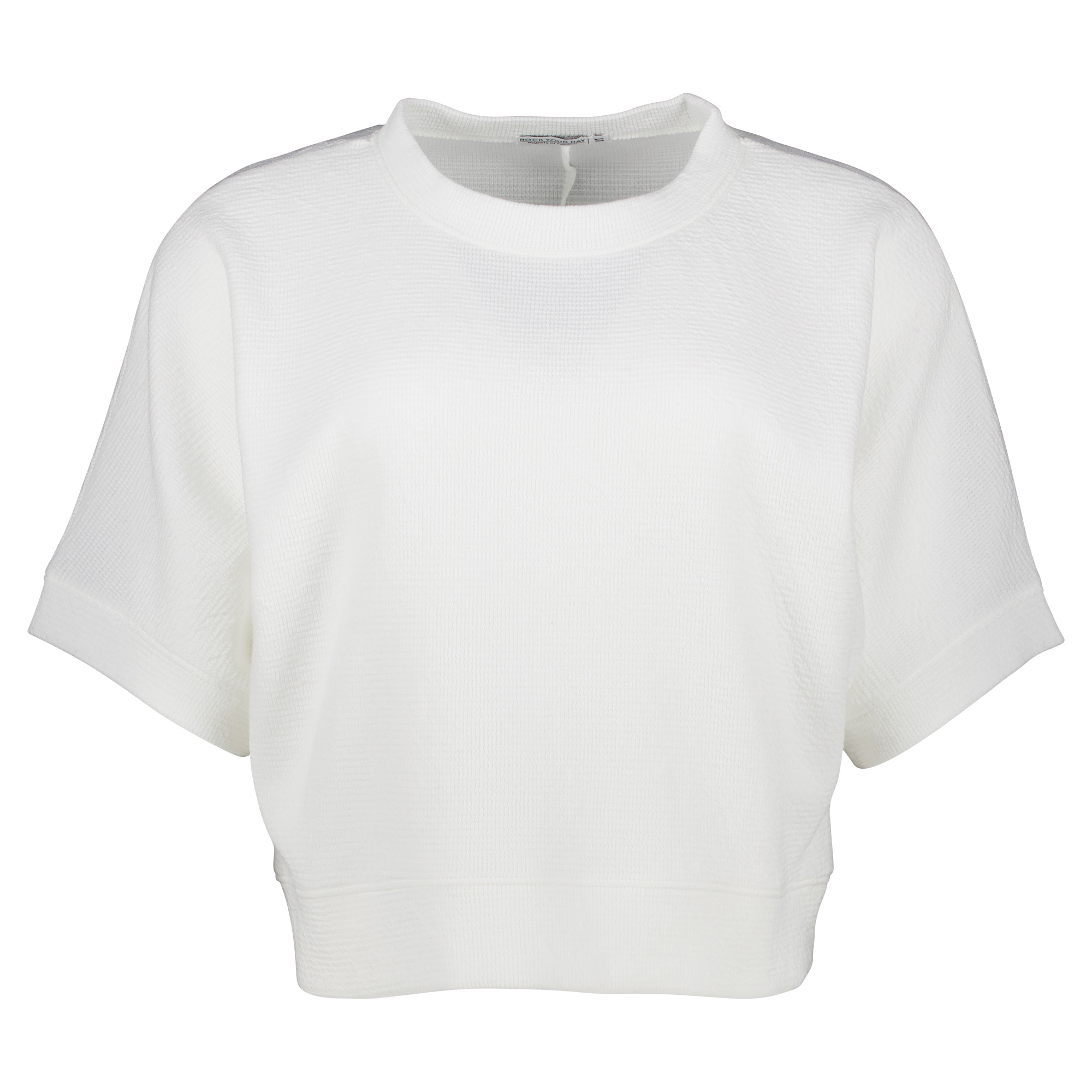 Weibliches Model mit Rock Your Day Shirt in Offwhite
