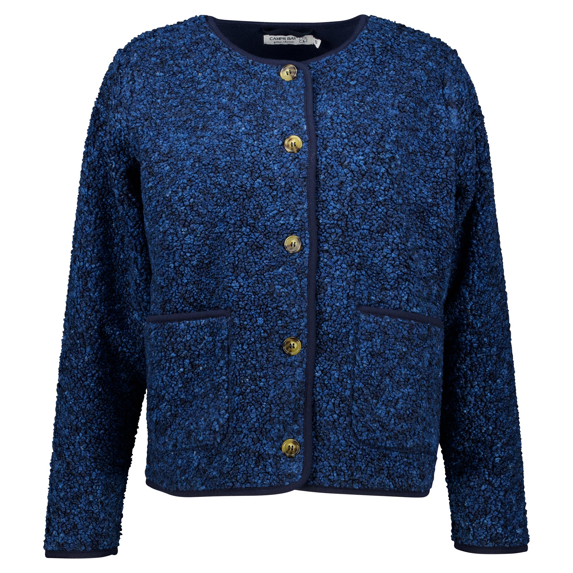 Weibliches Model mit CAMPS BAY Teddyjacke in Navy Melange
