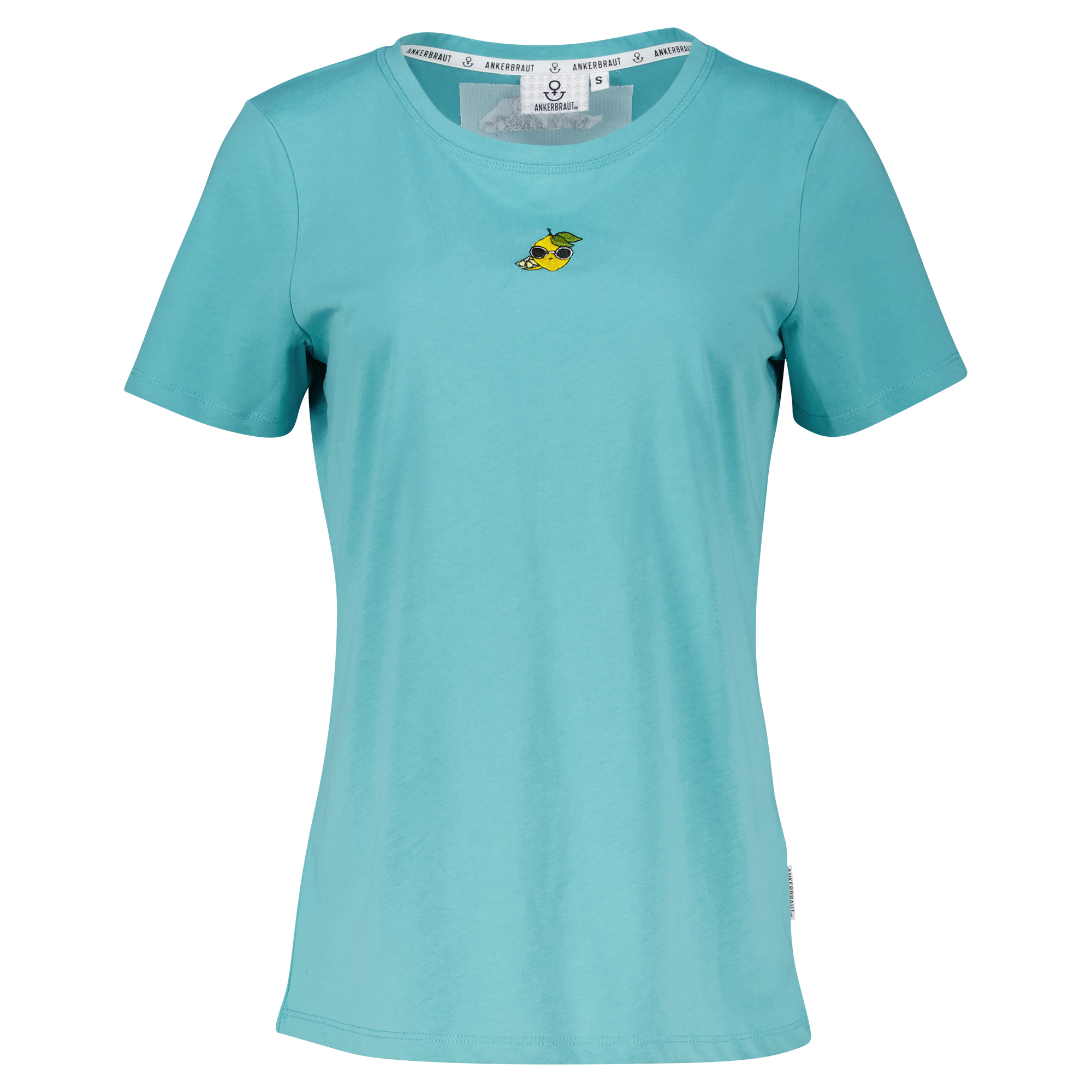 Weibliches Model mit ANKERBRAUT T-Shirt in Aqua Sea