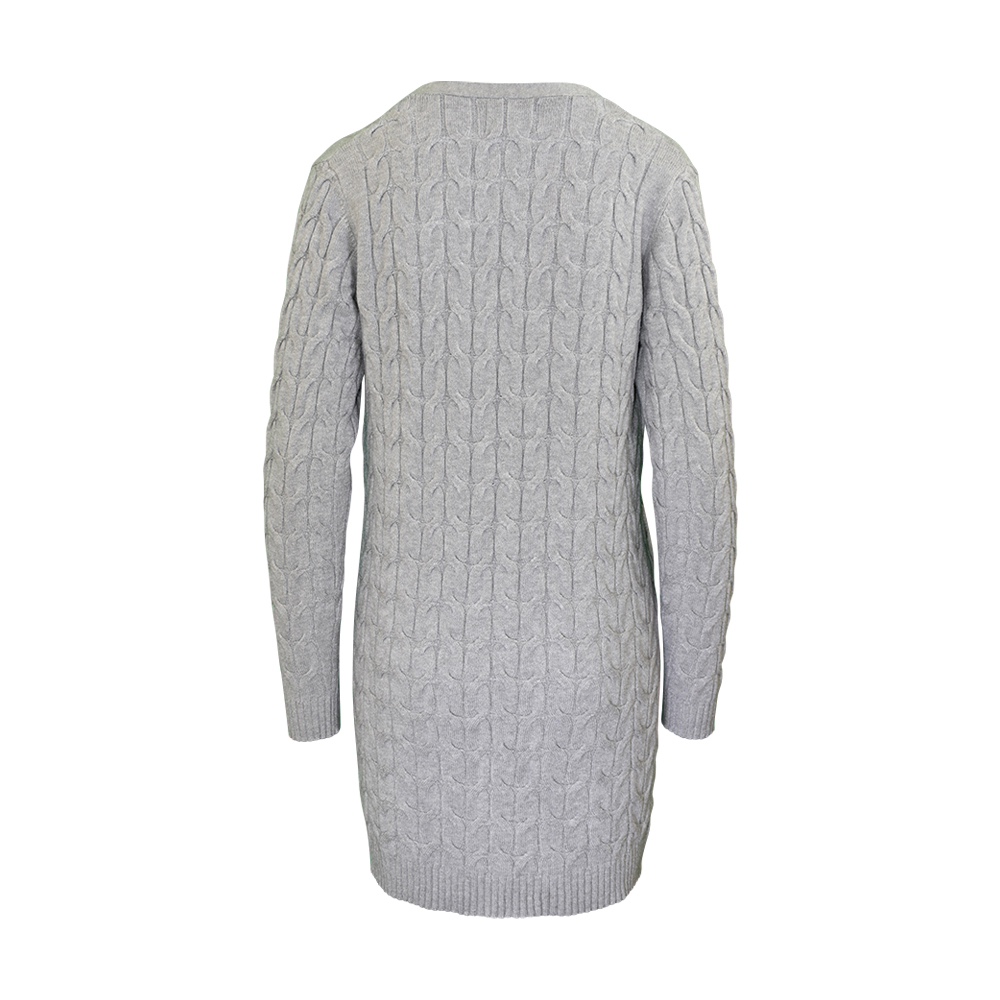 Weibliches Model mit CAMPS BAY Strickjacke in Silver Melange
